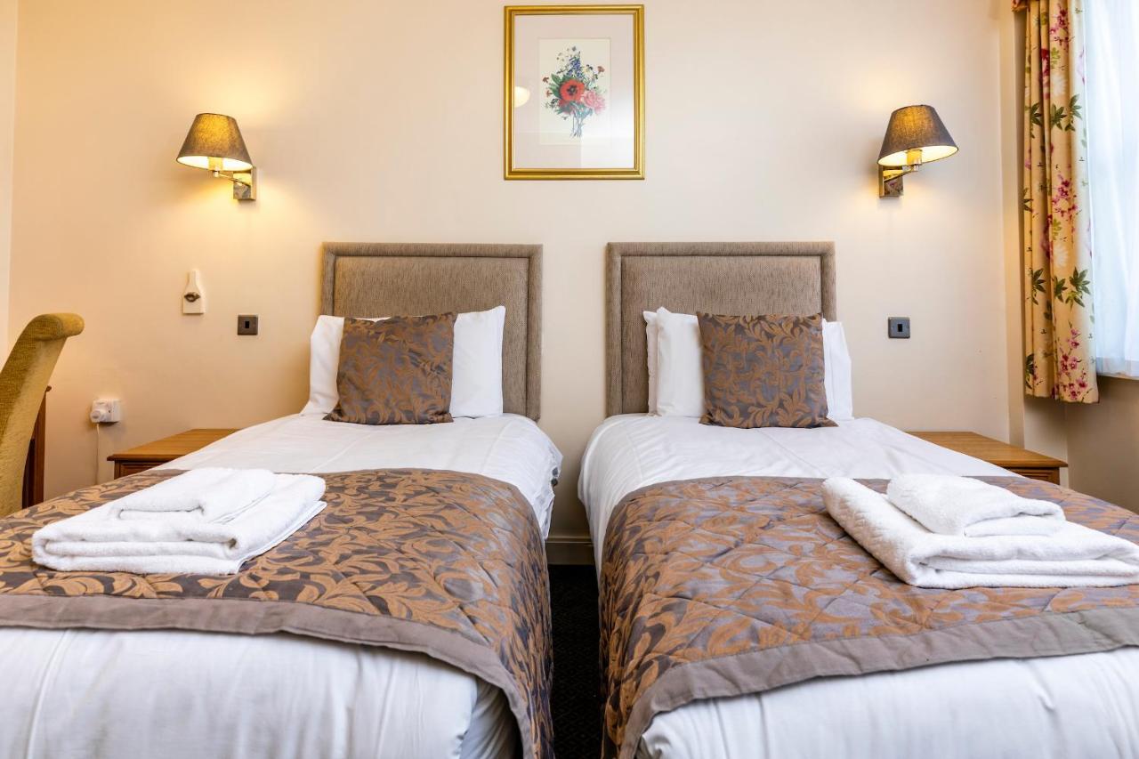 מילטון קינס Swan Revived Hotel מראה חיצוני תמונה